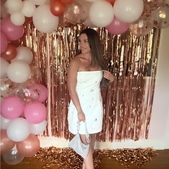 Showpo. Dresses & Skirts - Showpo Strapless Dress